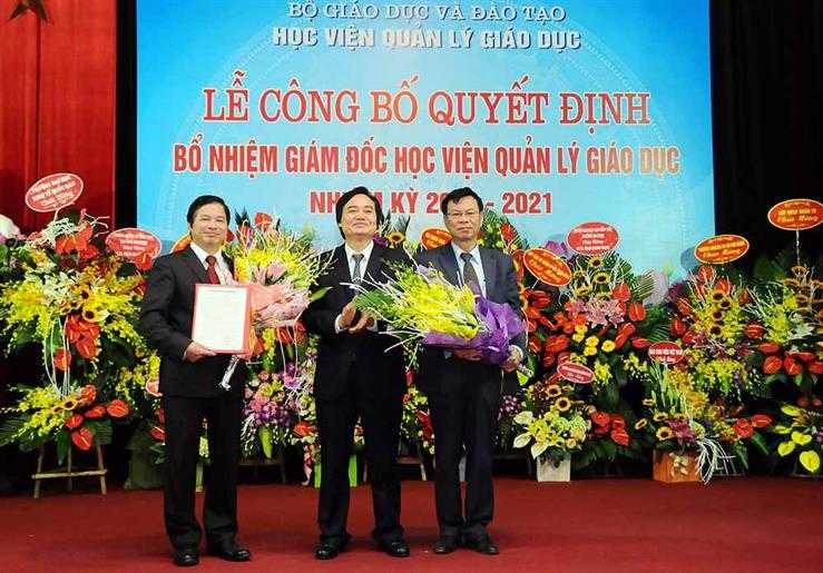 gs pham quang trung giam doc hoc vien quan ly giao duc