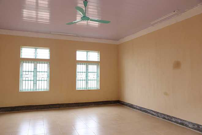 Chu_i tr__ng h_c h_u ngh_ Canon t_i _i_n Bi_n __ng (4)