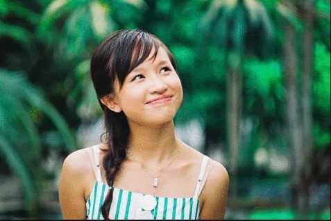 Van Hugo - co gai da tai cua the he hot girl dau tien hinh anh 2