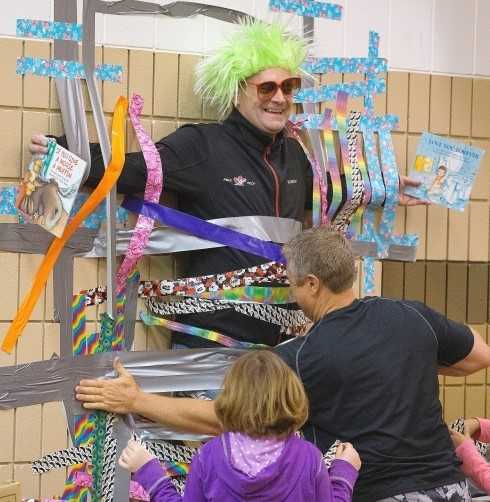 Trao luu dan hieu truong len tuong gay quy tu thien hinh anh 1