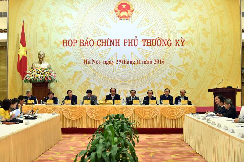 Toan canh phien hop bao