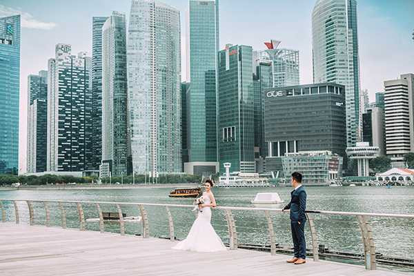 anh-cuoi-o-singapore-cua-cap-doi-9x-nen-duyen-tren-may-bay-1