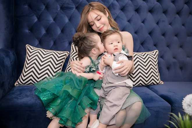 Nhung hot girl Viet doi dau gio ra sao? hinh anh 3