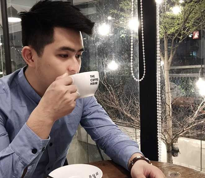 Dan mang tim kiem chang cong an dien trai bi chup len hinh anh 2