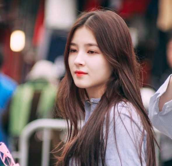 Nhung co gai bong dung noi tieng tren mang hinh anh 7