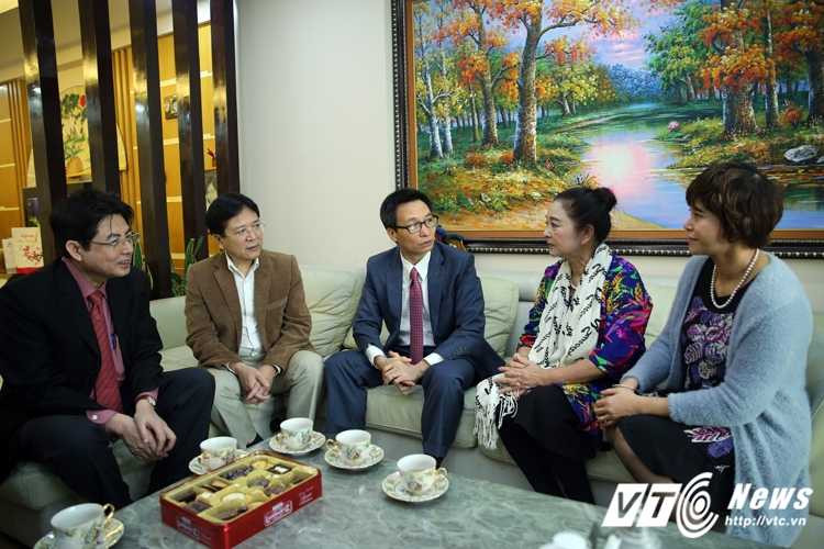 PHO THU TUONG VU DUC DAM THAM NGH SI THANH LOAN