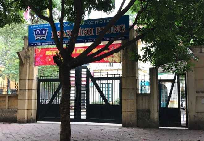 No trong phong thuc hanh, nu sinh bi bong nang hinh anh 1