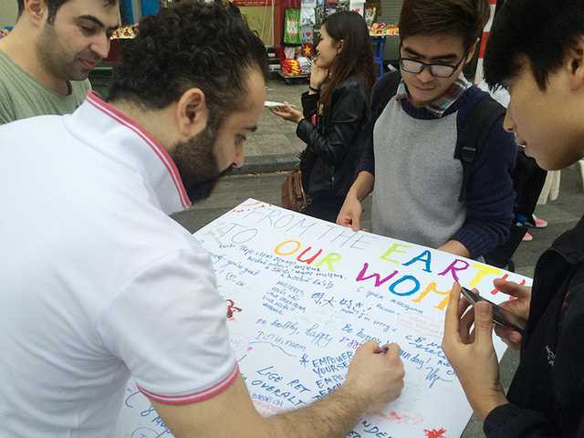 Loi chuc ngay 8-3 hay y nghia : Lời chúc 8-3 bằng 22 thứ tiếng