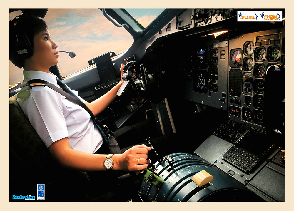 Triển lãm ảnh 'Nữ giới có thể làm được' ảnh 1