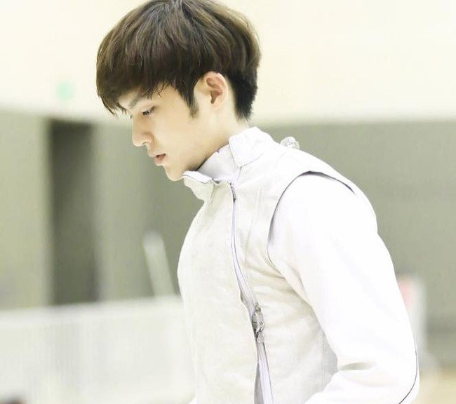 Anh chang cao 1,92 m duoc menh danh 'nam than dau kiem' Trung Quoc hinh anh 6