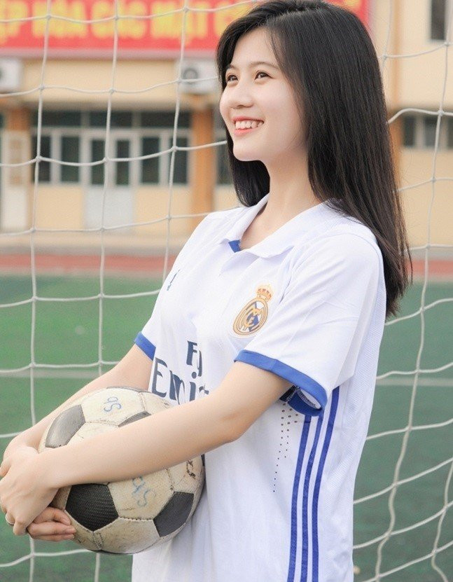 Ve dep trong sang cua hoa khoi san co Hoc vien An ninh hinh anh 1