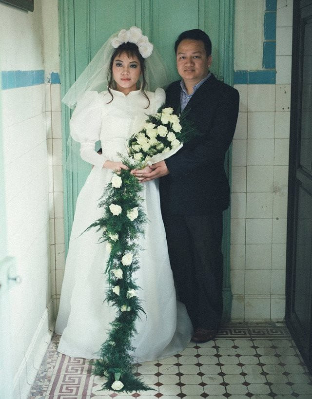 Dan mang thich thu voi bo anh '100 nam dam cuoi Viet Nam' hinh anh 8