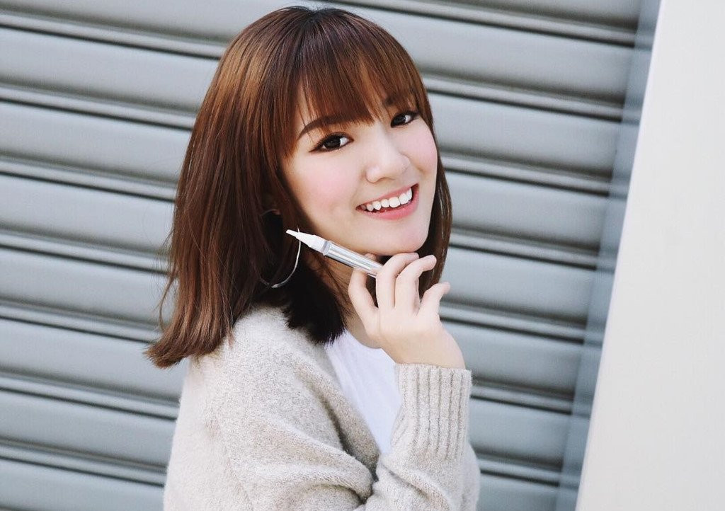 'Hot girl nam lun' 21 tuoi noi dinh dam trong gioi tre Singapore hinh anh 1