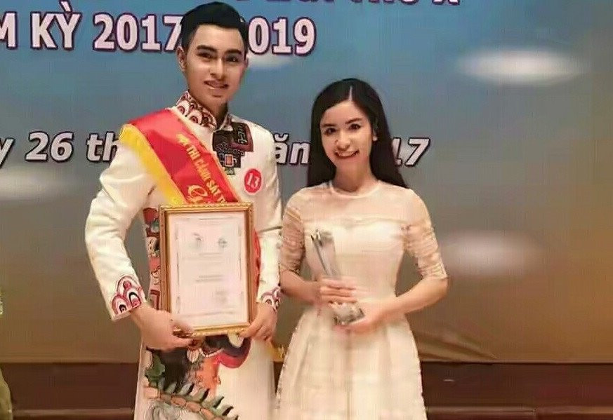 Nam vuong truong canh sat dien trai, chua tung yeu ai hinh anh 6