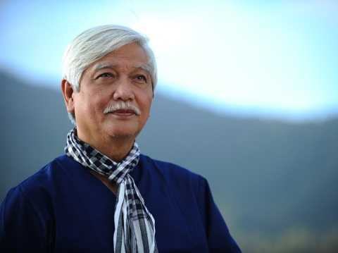 Hinh anh Dai bieu Duong Trung Quoc: ‘Da la san pham doi song thi can gi cap phep’ 3