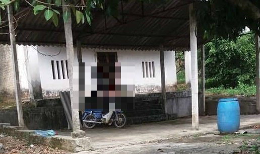 Hinh anh Phat hien thi the nam thanh nien treo co giua dinh lang