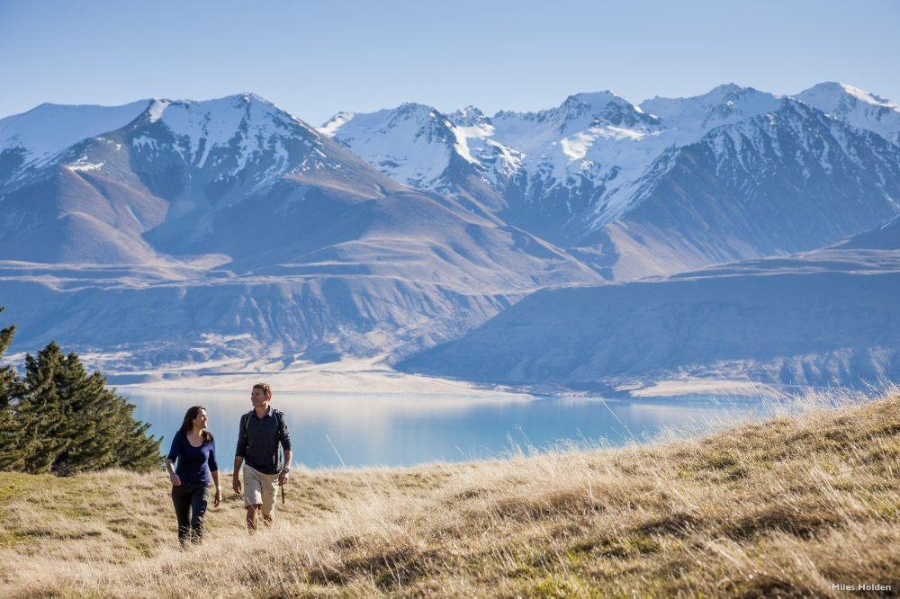 AT48-Hooker-Valley-Mount-Cook-National-Park--Canterbury-Miles-Holden