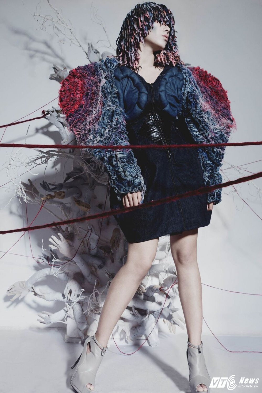 1_ Hoang Hong Hai_preview