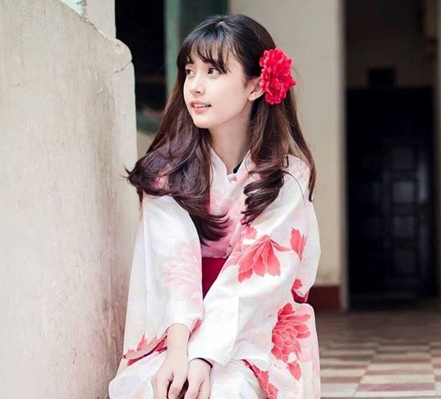 Dieu it biet ve 9X Sai Gon xinh dep trong buc anh chup nghieng hinh anh 3