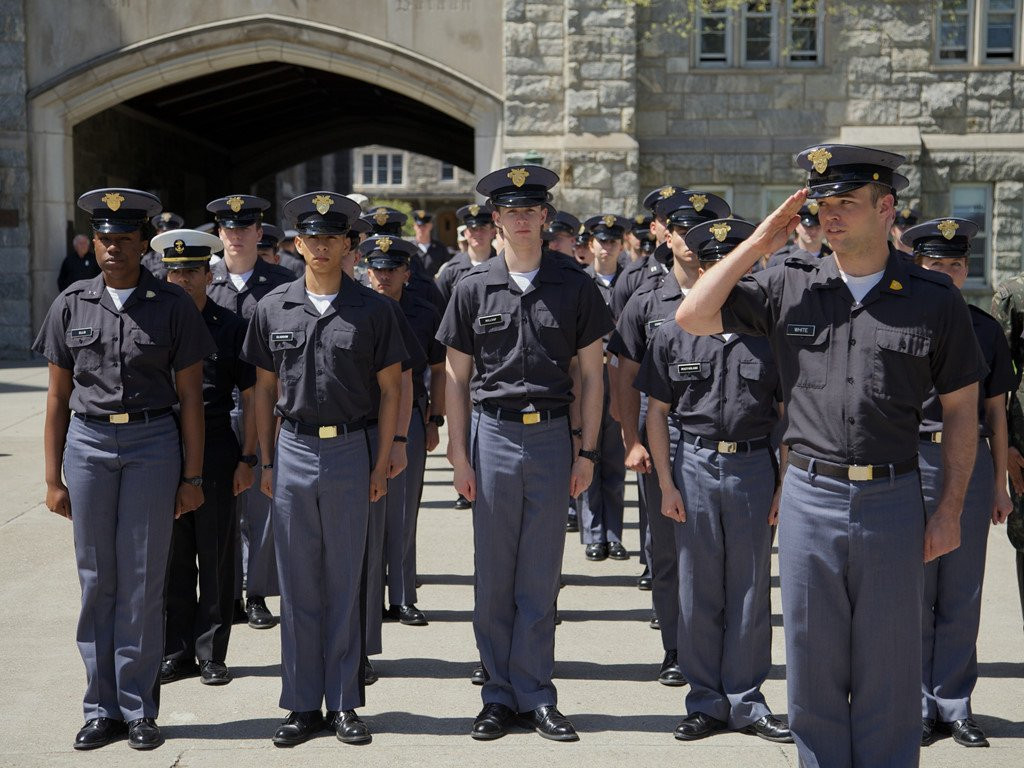 Mot ngay tai truong quan su hang dau nuoc My hinh anh 13