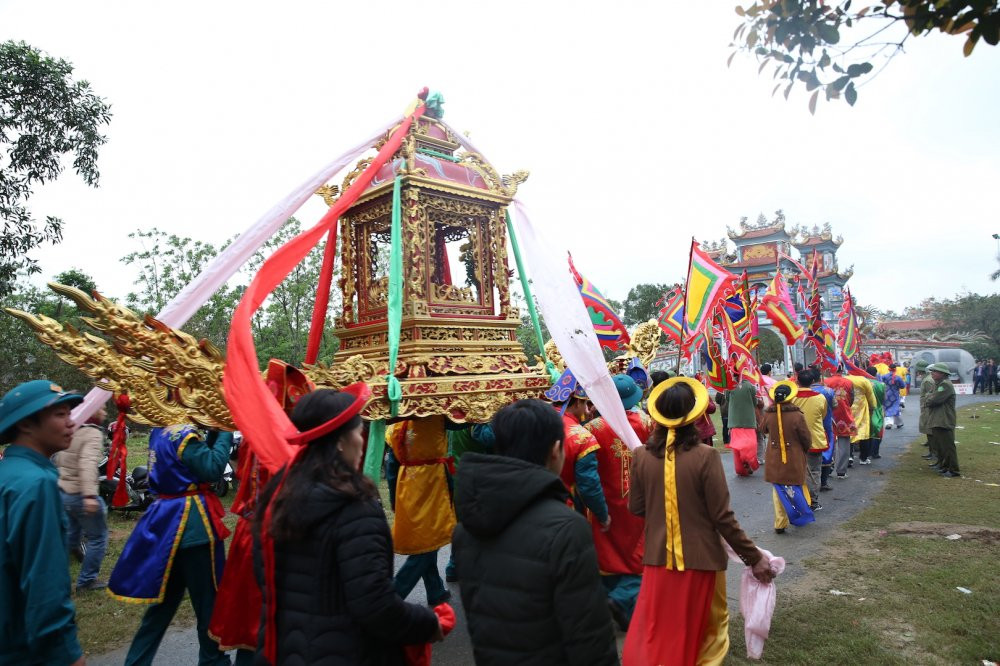 le hoi ruoc den din co 14