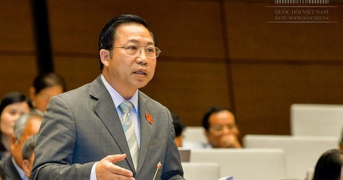 luu-binh-nhuong-hoi-truong 3