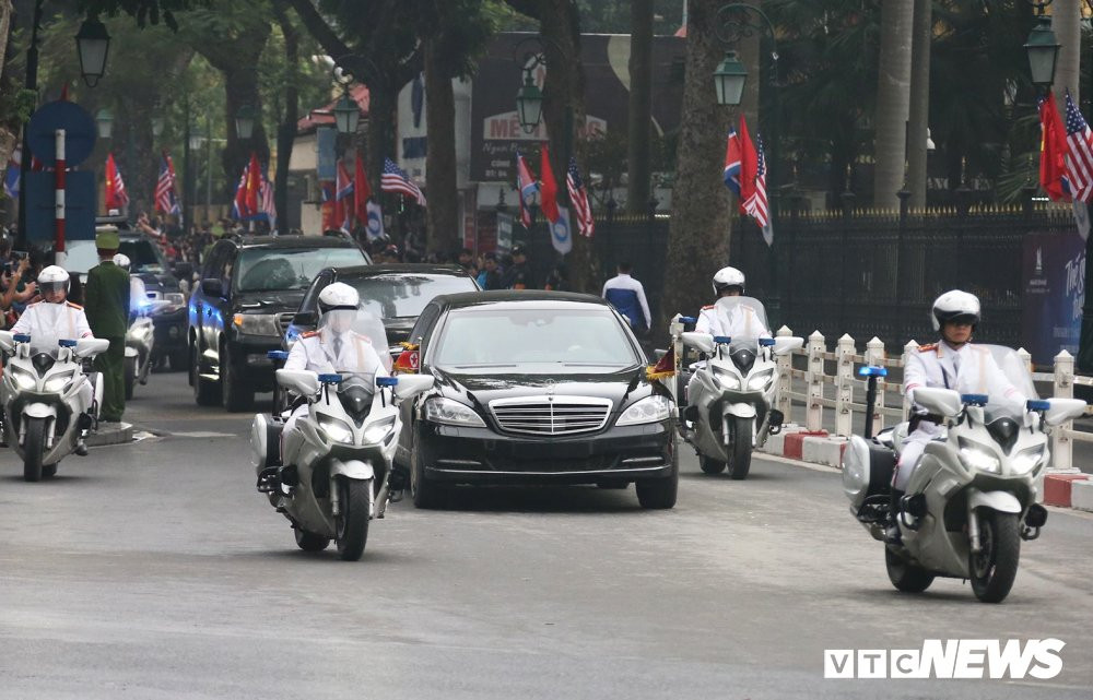 xe kim vao melia 3 29