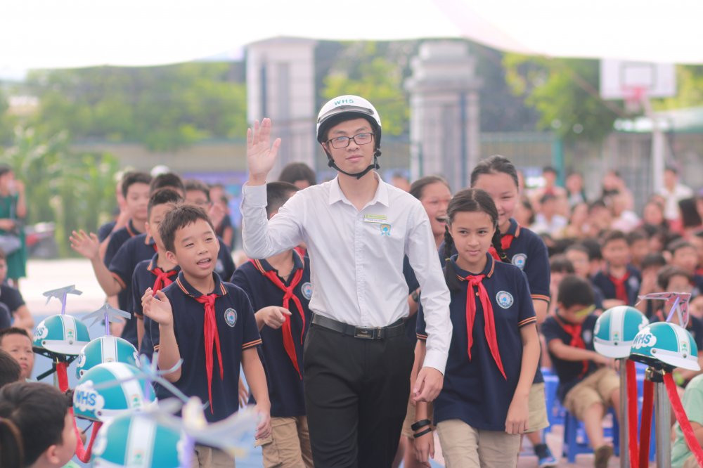 6 Chao don hoc sinh khoi 6 8