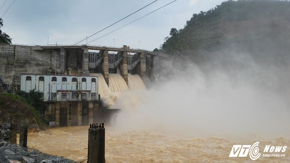 14877769_929734493829270_1642540447_n