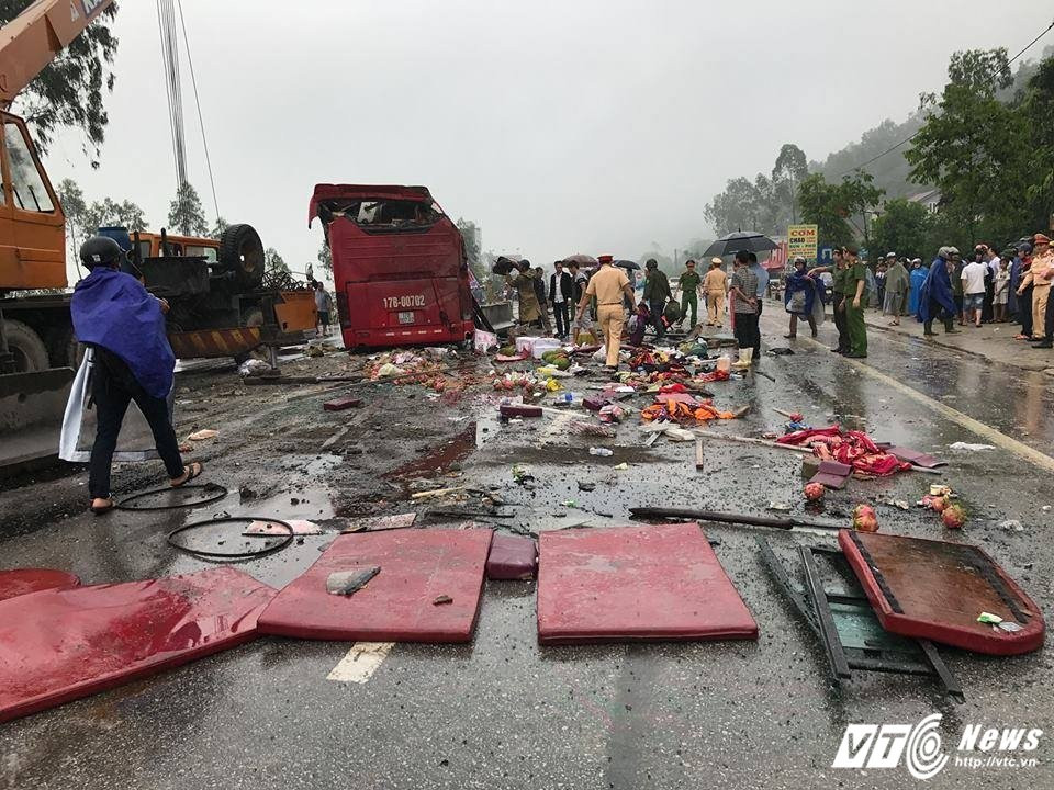 Tai nan xe khach o Ha Tinh, tai nạn giao thông mới nhất, tai nạn giao thông ở hà tĩnh, tai nạn hà tĩnh, khởi tố lái xe gây tai nạn, lật xe ở hà tĩnh, báo hà tĩnh, báo vtc, vtc.vn, vtc news, tin mới nhất, tin trong ngày - 1