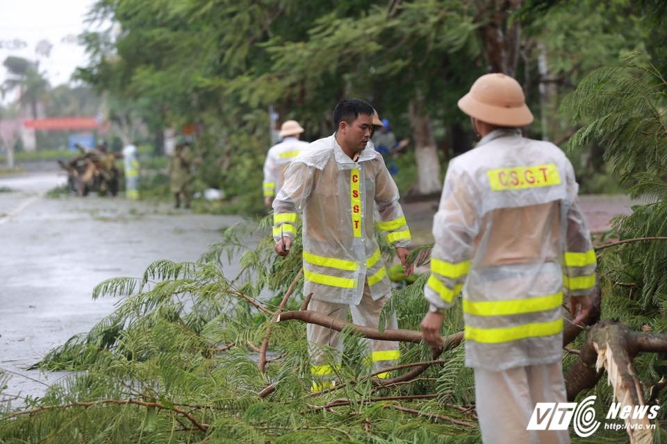 21728092_1700892719930045_4897784992662861929_n 23