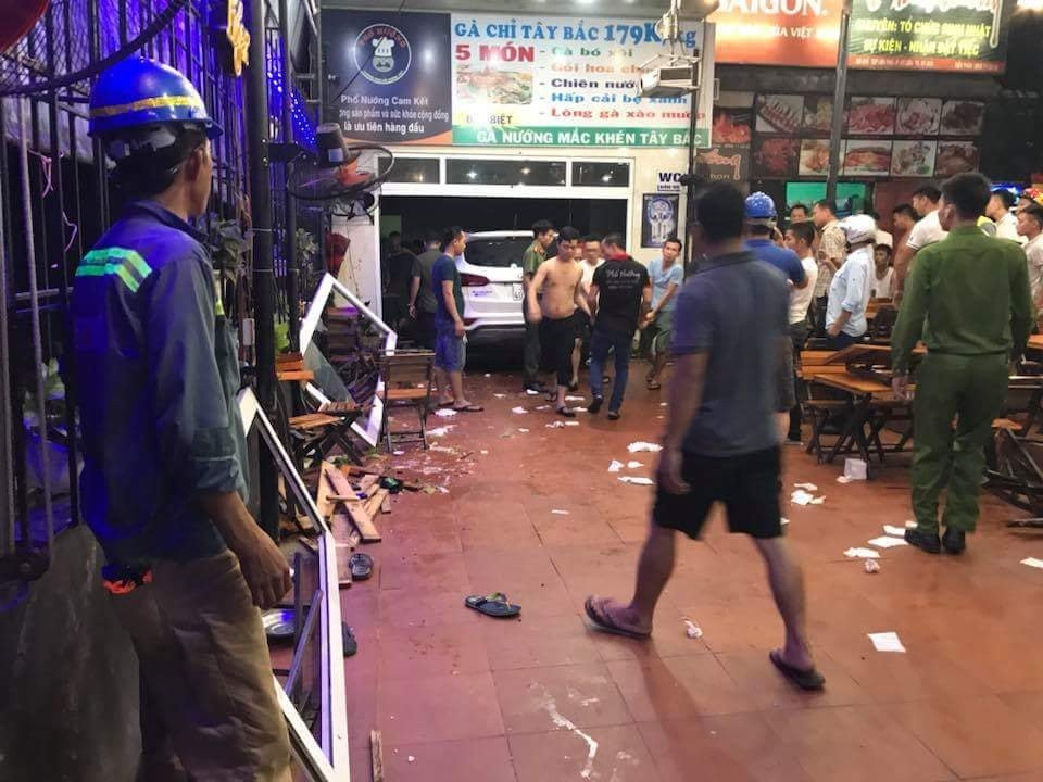 42165808_2700060546884907_2788553812380483584_n