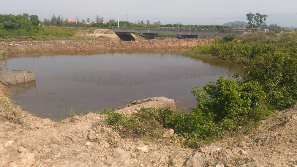 xe-thi-rung-ngap-man-nuoi-tom4 5