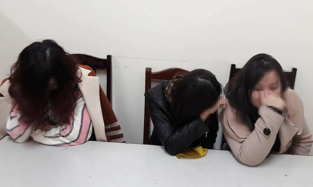 pha-duong-day-ban-dam-sinh-vien-o-nghe-an