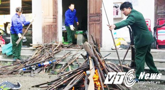 nghe_an_tieu_huy_gan_300_khau_sung_cac_loai_78459_ef21e4e92d8f04d61fe4dee0961faa55_tieu-huy-sung_resize