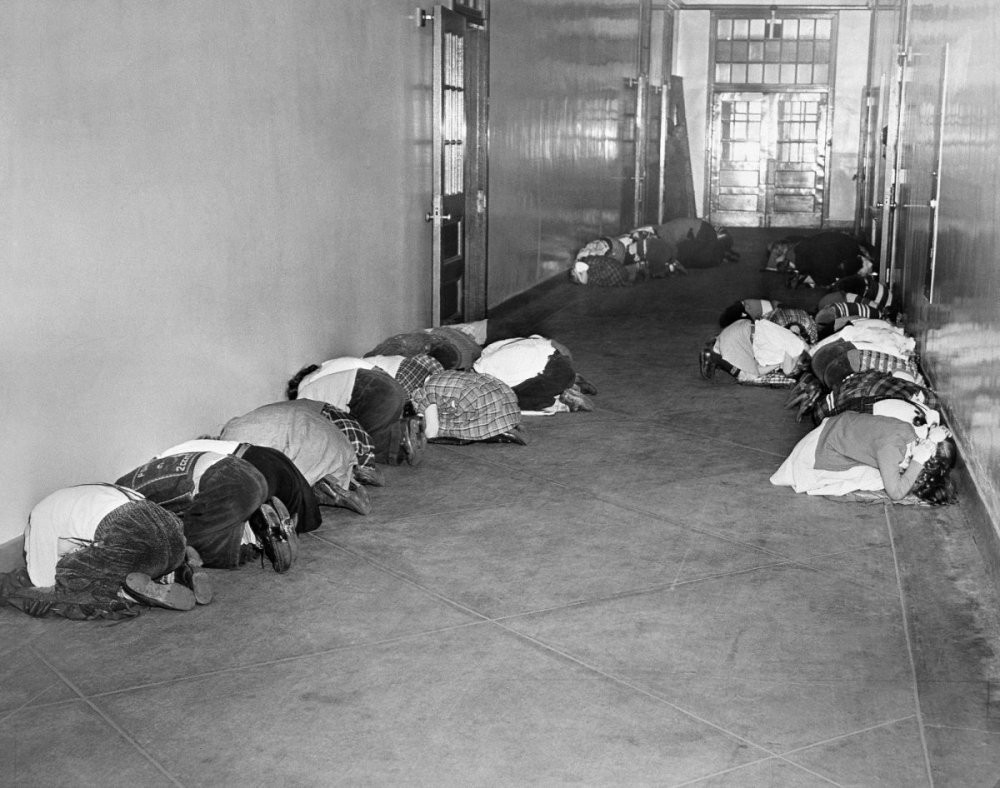 anh-hiem-nuoc-my-doi-pho-voi-chien-tranh-hat-nhan-2