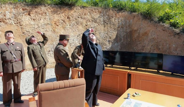 trieu-tien-chuan-bi-thu-ten-lua-1