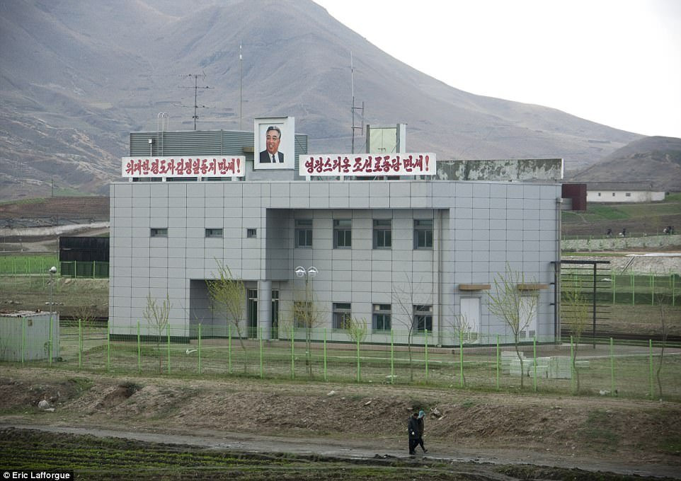 bien-gioi-trieu-tien-16 17