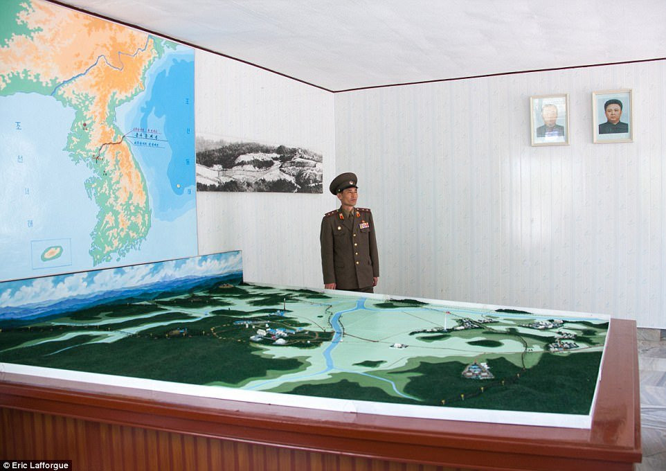 bien-gioi-trieu-tien-18 19