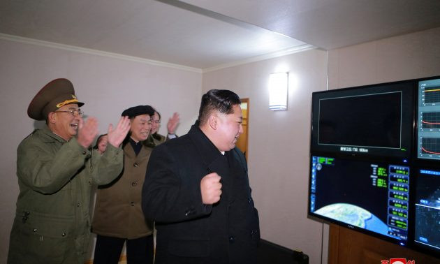hwasong-15-kimjongun-screening01