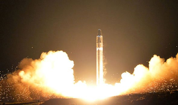 nhiep-anh-gia-thiet-mang-ten-lua-3