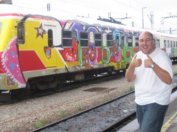 train-graffiti-slovenia 7