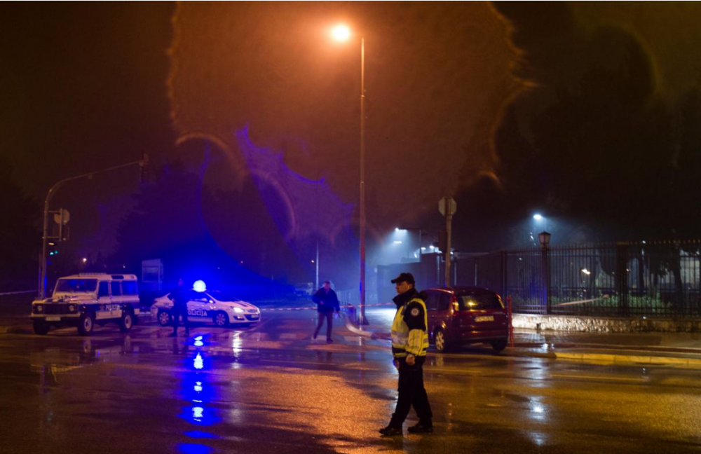 dai-su-quan-my-bi-nem-chat-no-2