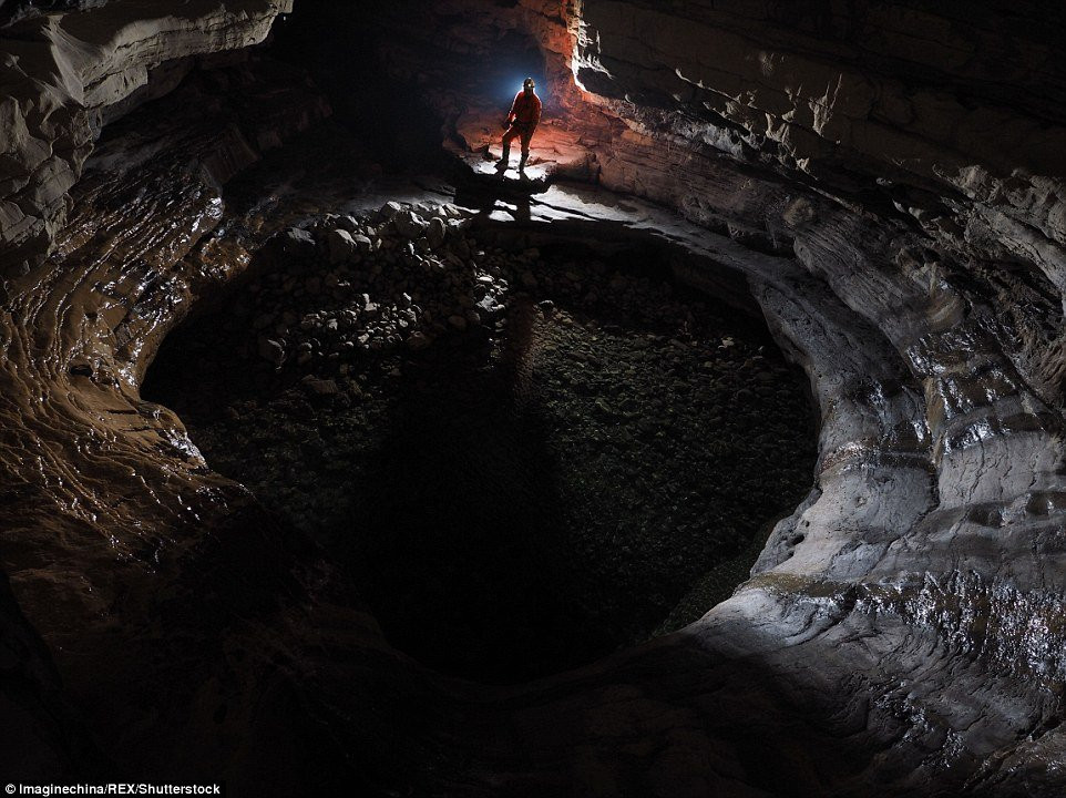 hang-dong-dai-nhat-chau-a-4 3