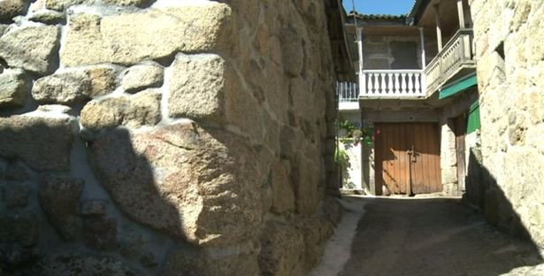 cau-be-rung-xanh-tay-ban-nha-5 5