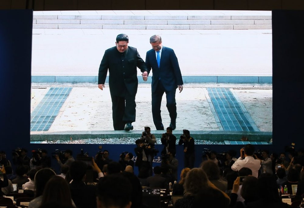 toan-canh-hoi-nghi-thuong-dinh-lien-trieu-4 3