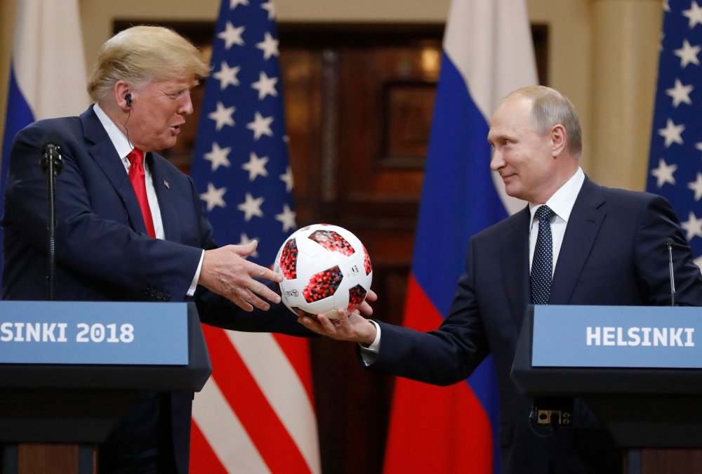 trump-putin-ball