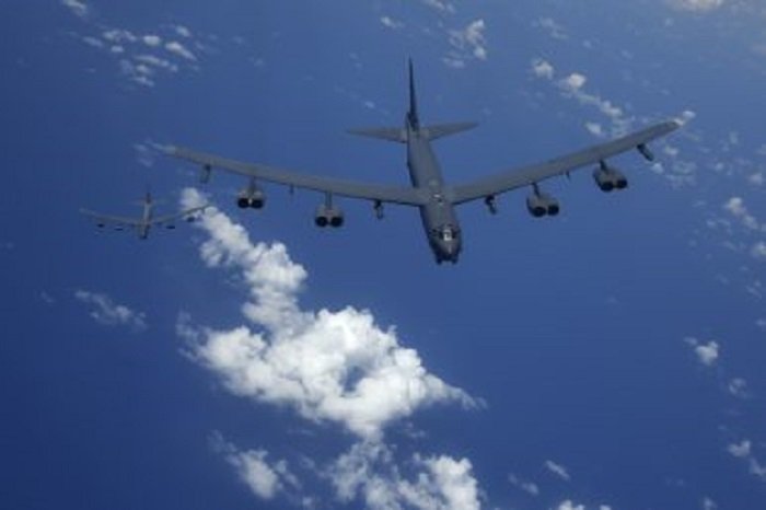 b-52-hoa-dong-1