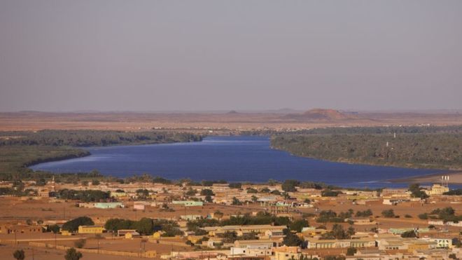 nile-boat-sink-1