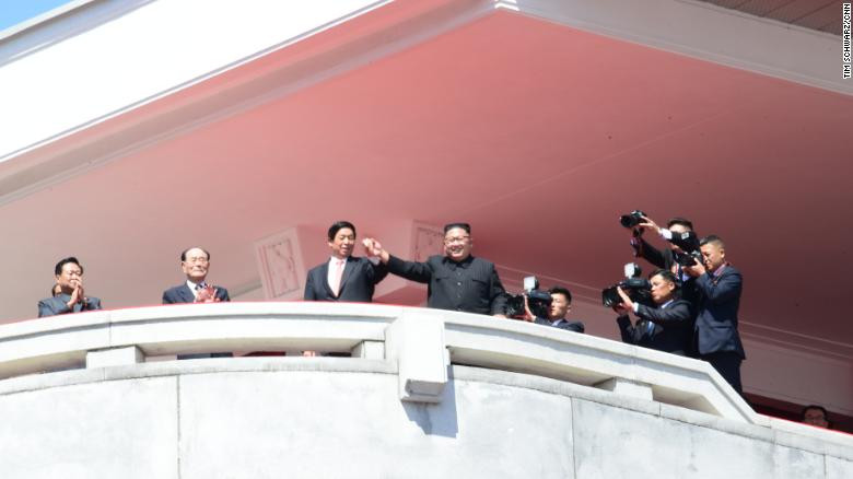 north-korea-parade-2